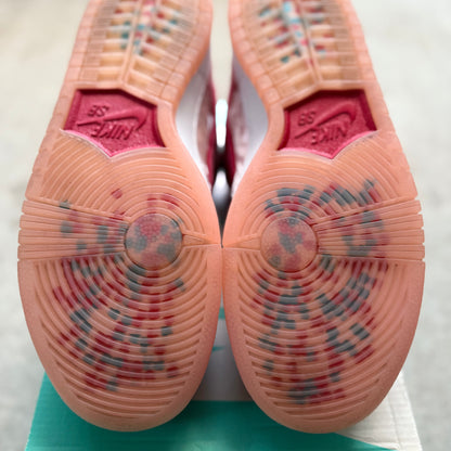 Size 9 - 2020 Strangelove Skateboards x Nike Dunk SB Low "Valentine's Day"