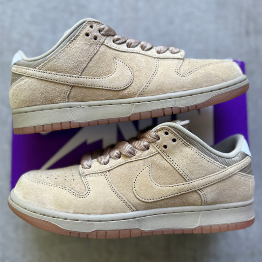 Size 9 - 2025 Nike Dunk Pro B Low "Parachute / Beige"