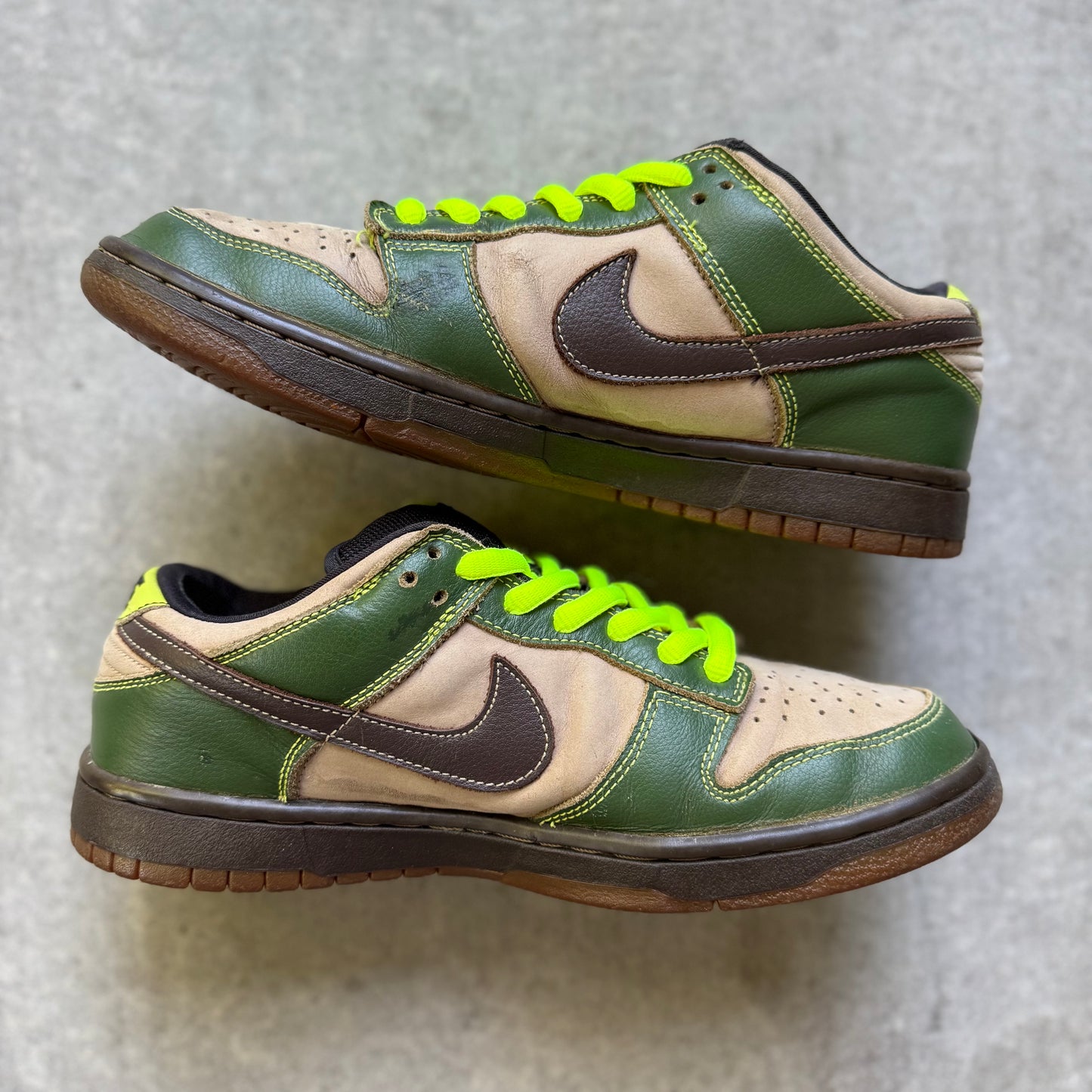 Size 9.5 - 2004 Nike Dunk SB Low "Jedi"
