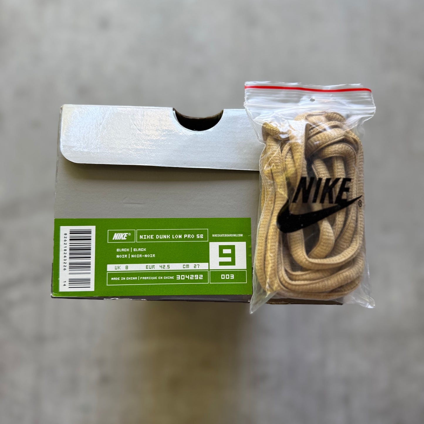Size 9 - 2003 Nike Dunk SB Low "Ostrich"