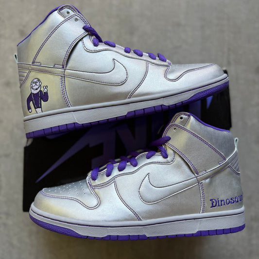 Size 10.5 - 2007 Nike Dunk SB High "Dinosaur Jr"