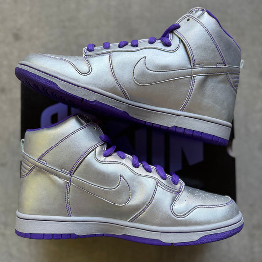 Size 10.5 - 2007 Nike Dunk SB High "Dinosaur Jr"