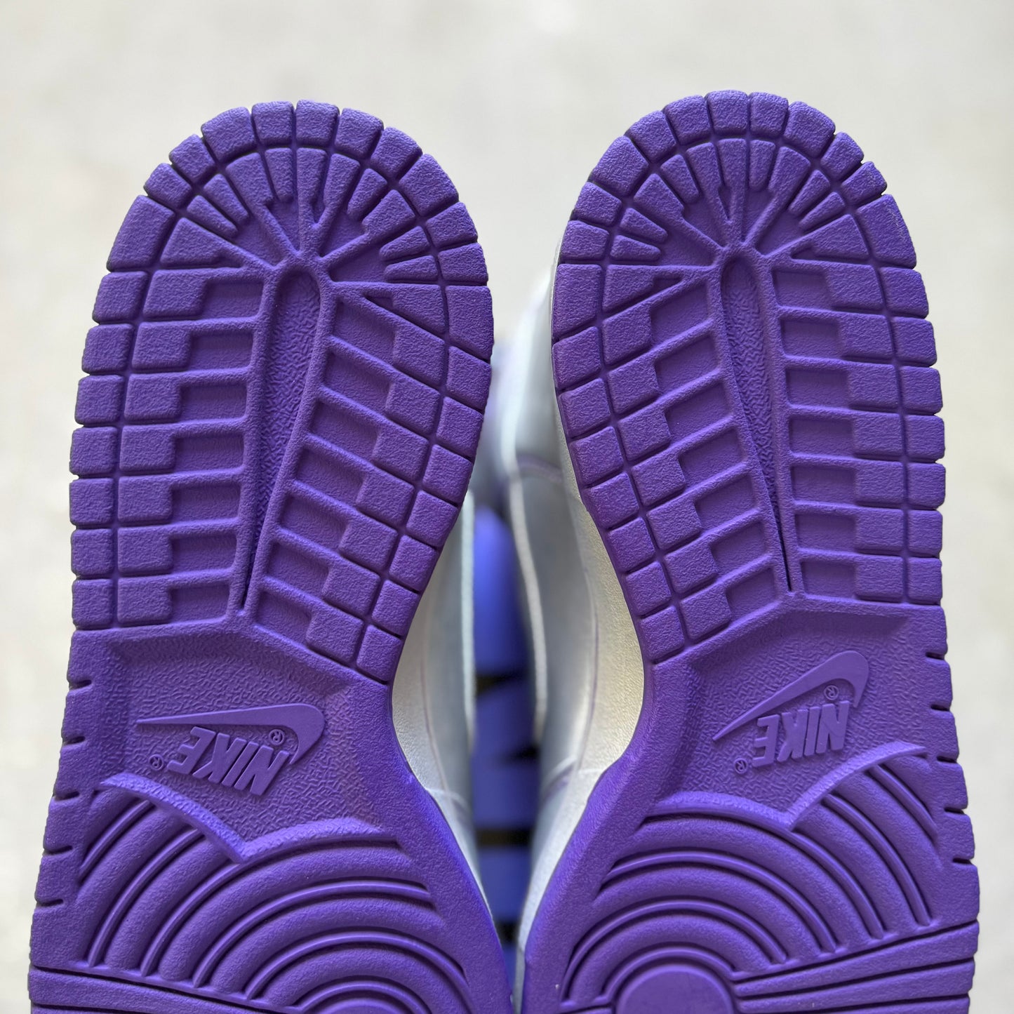 Size 10.5 - 2007 Nike Dunk SB High "Dinosaur Jr"