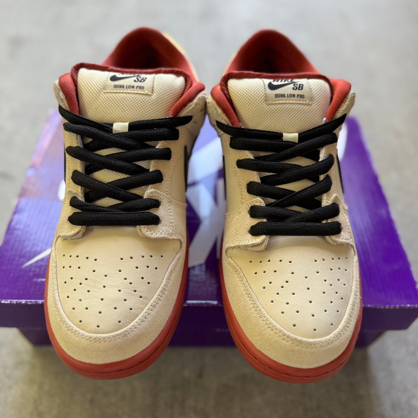 Size 10.5 - 2020 Nike Dunk SB Low "Muslin / Hennessy"