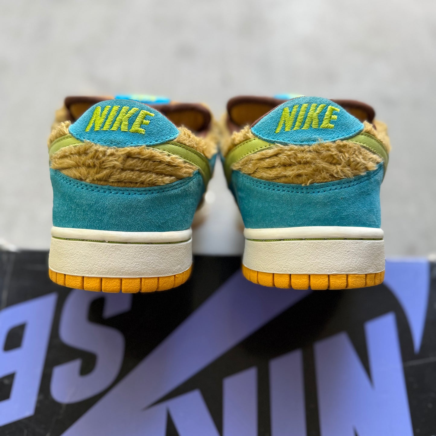 Size 9.5 - 2006 Nike Dunk SB Low "Baby Bear"