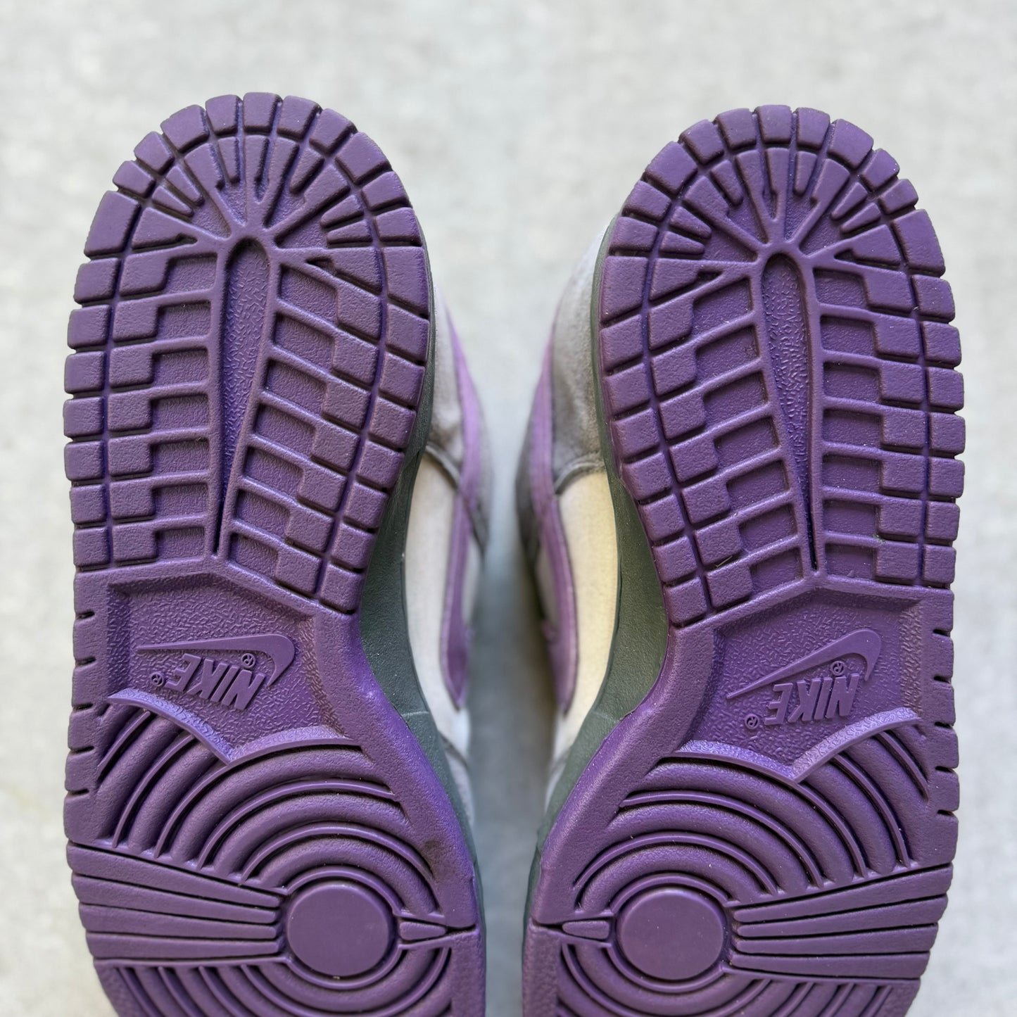 Size 8 - 2006 Nike Dunk SB Low "Purple Pigeon"