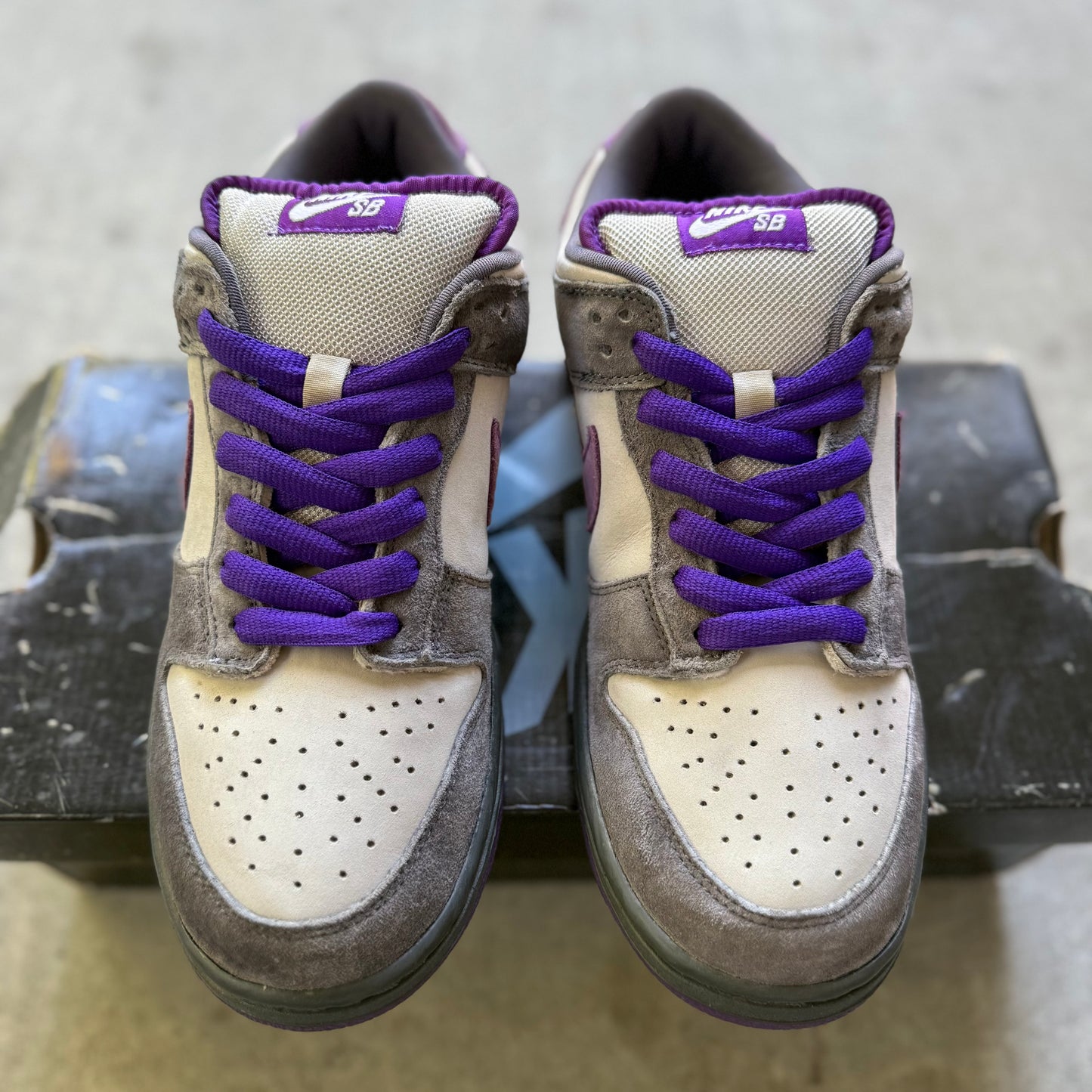 Size 9 - 2006 Nike Dunk SB Low "Purple Pigeon"